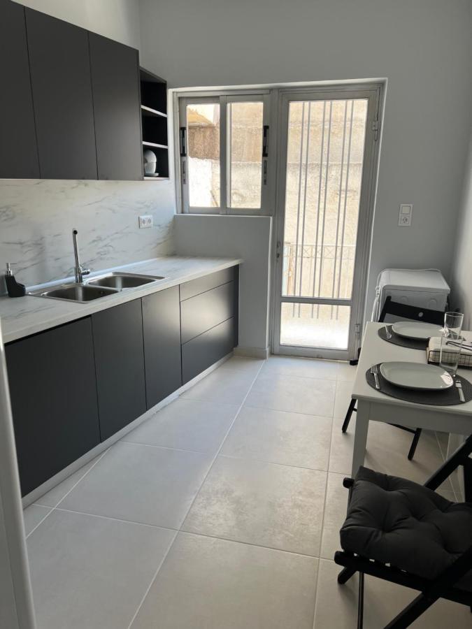 Modern Living In Markopoulo Center Markópoulon エクステリア 写真